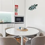 Lejlighed Guestready - Charming Retreat Near The Sea *